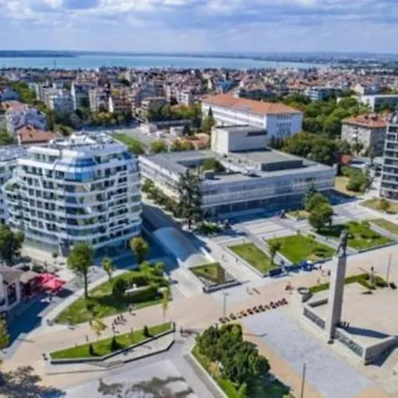 Felicity Super Burgas Stad